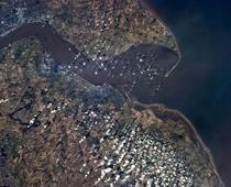 Rivers-Q9-from-ISS-s.jpg